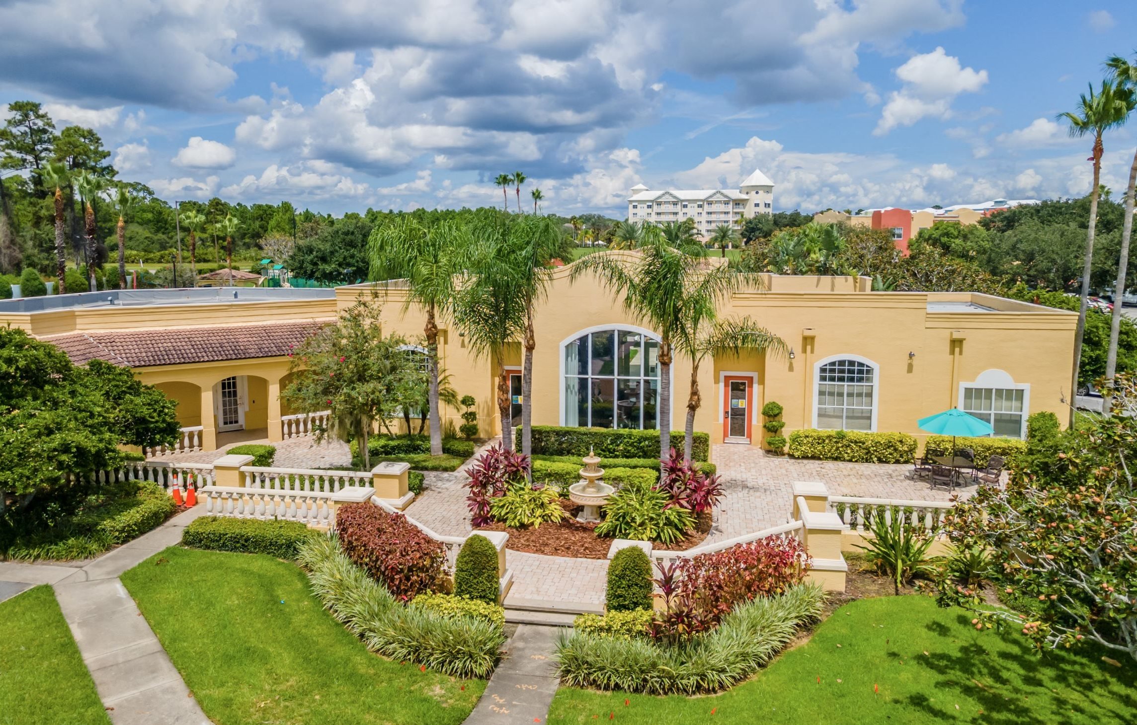 Exterior Views of Mission Club Apartments in Orlando, FL